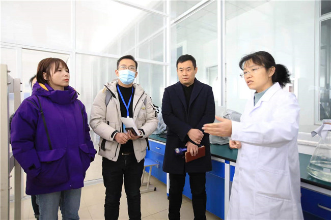 走进威海海洋职业学院 探海J9九游会 九游会J9洋食品的别样美味(图2)