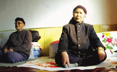 盘点5个罕见的地球上的未解之九游会J9 J9九游会谜神秘的海底人存在吗？(图1)