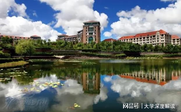 九游会J9 J9九游会中国最美大学之中国海洋大学怎么样？依山傍水美轮美奂(图4)