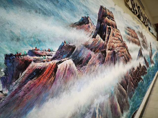 中国画海第一人一幅大海画作32米长网友：看海的儿子！J9九游会 九游会J9(图2)