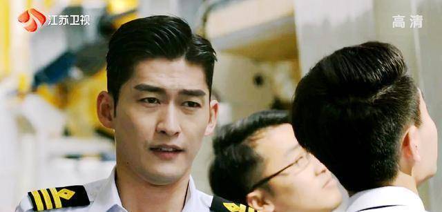 九游会J9 J9九游会海洋之城3、4集预告：丁凯擅自救人被总部质疑？情况非常不利(图1)