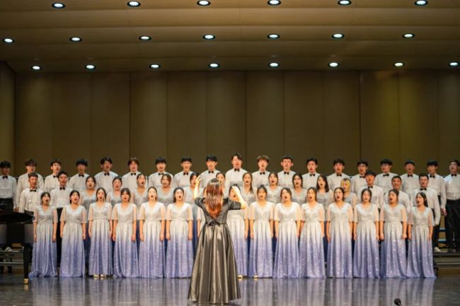 唱响青春颂歌演绎丝路情长——山东文化产业职业学院参加两场大型文艺活动九游会J9 J9九游会(图1)
