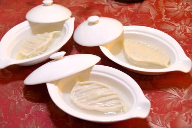 J9九游会 九游会J9逛吃~逛吃~游荣成品海鲜美食(图6)